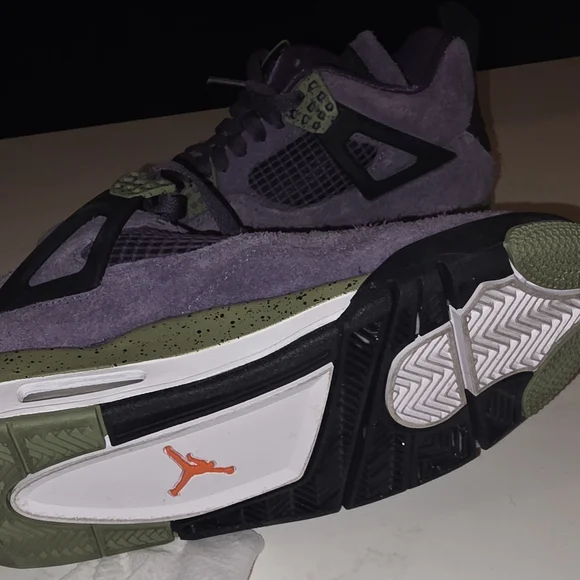Brand New Never Worn!! Size 8 Air Jordan 4 Retro Mid Canyon Purple Suede - Picture 8 of 14